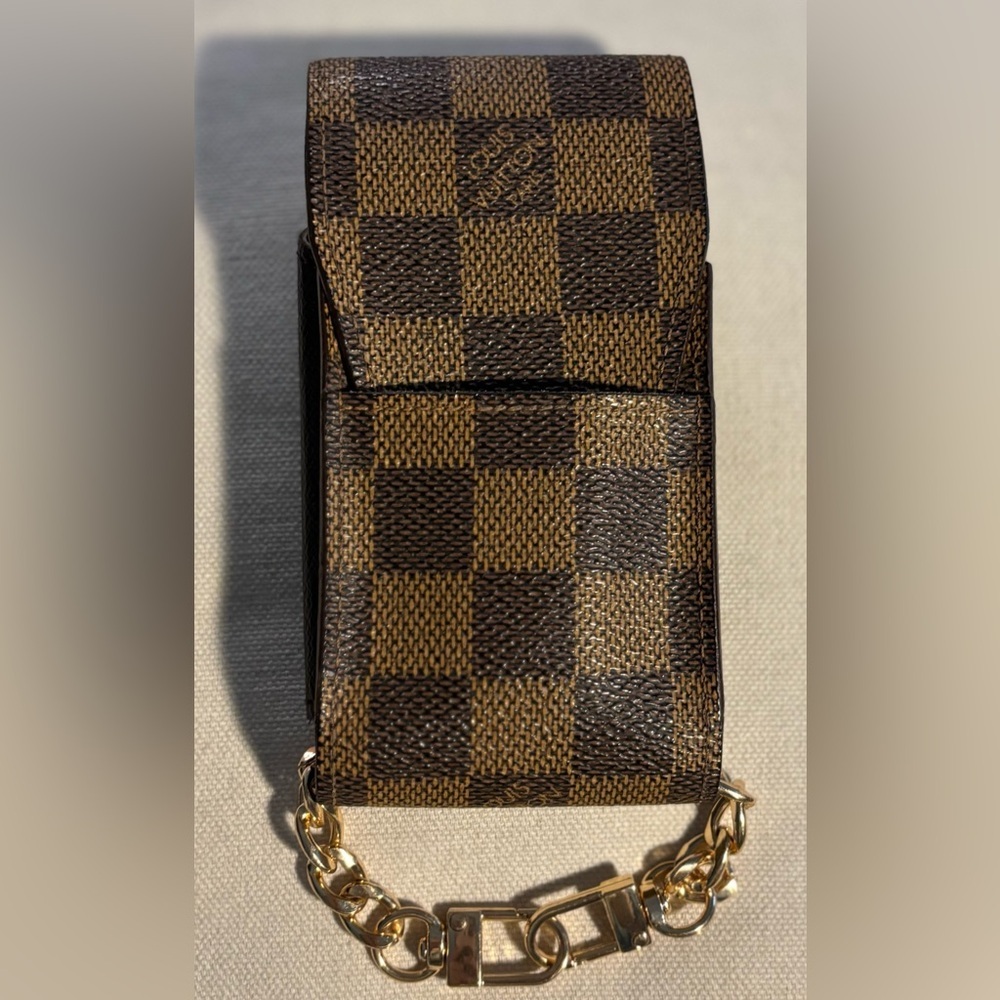 Louis Vuitton Damier Ébène Mini Pouch – Vintage!